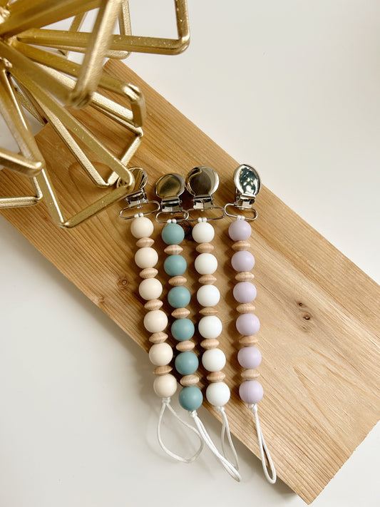 SLOANE // PACIFIER CLIPS