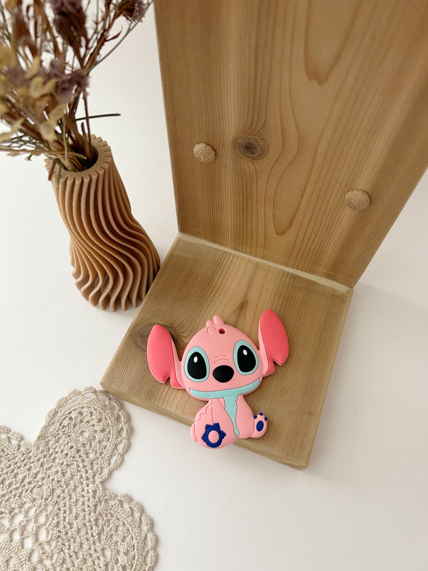 PINK STITCH // SILICONE TEETHER