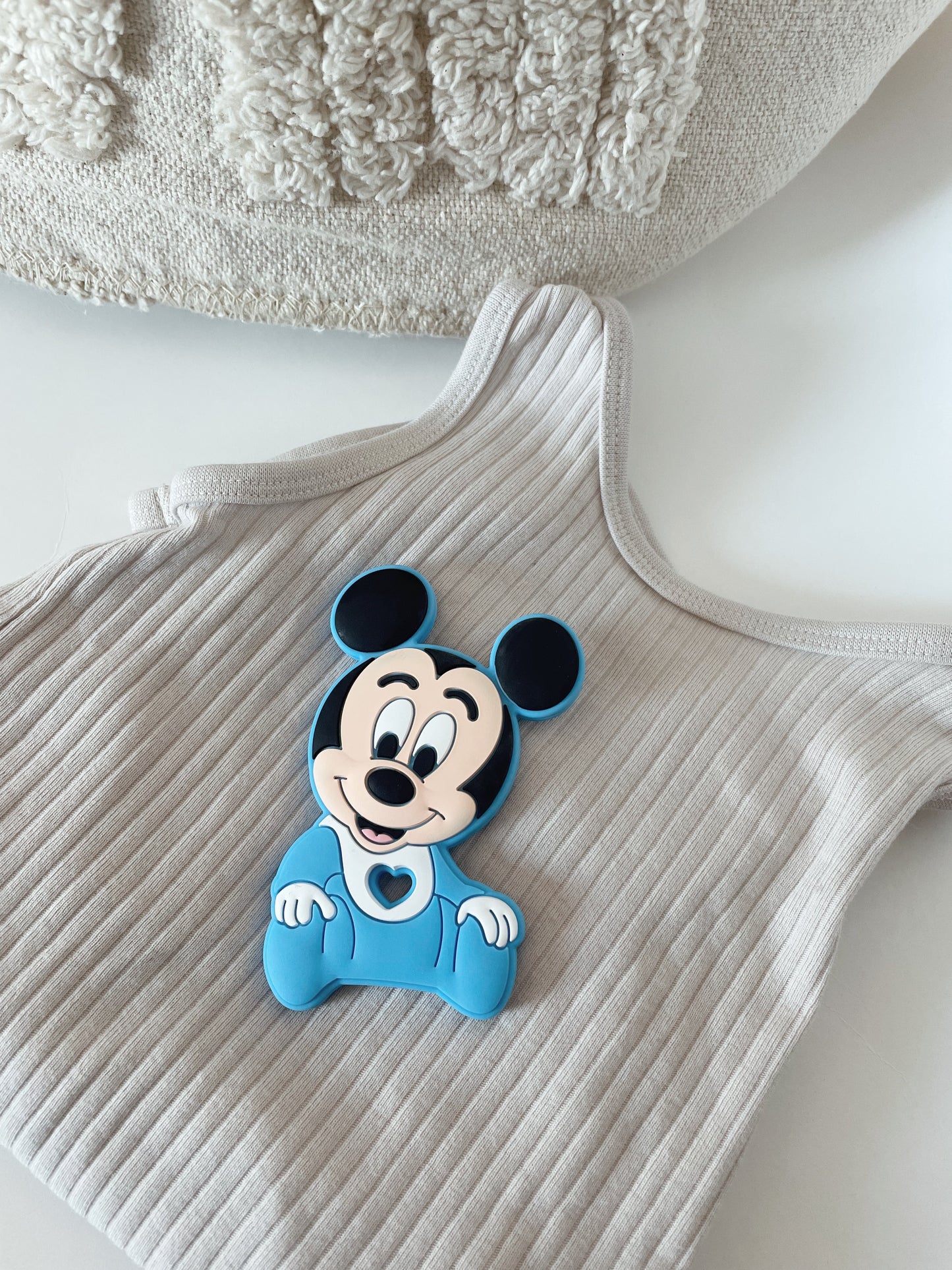 M MOUSE // SILICONE TEETHER