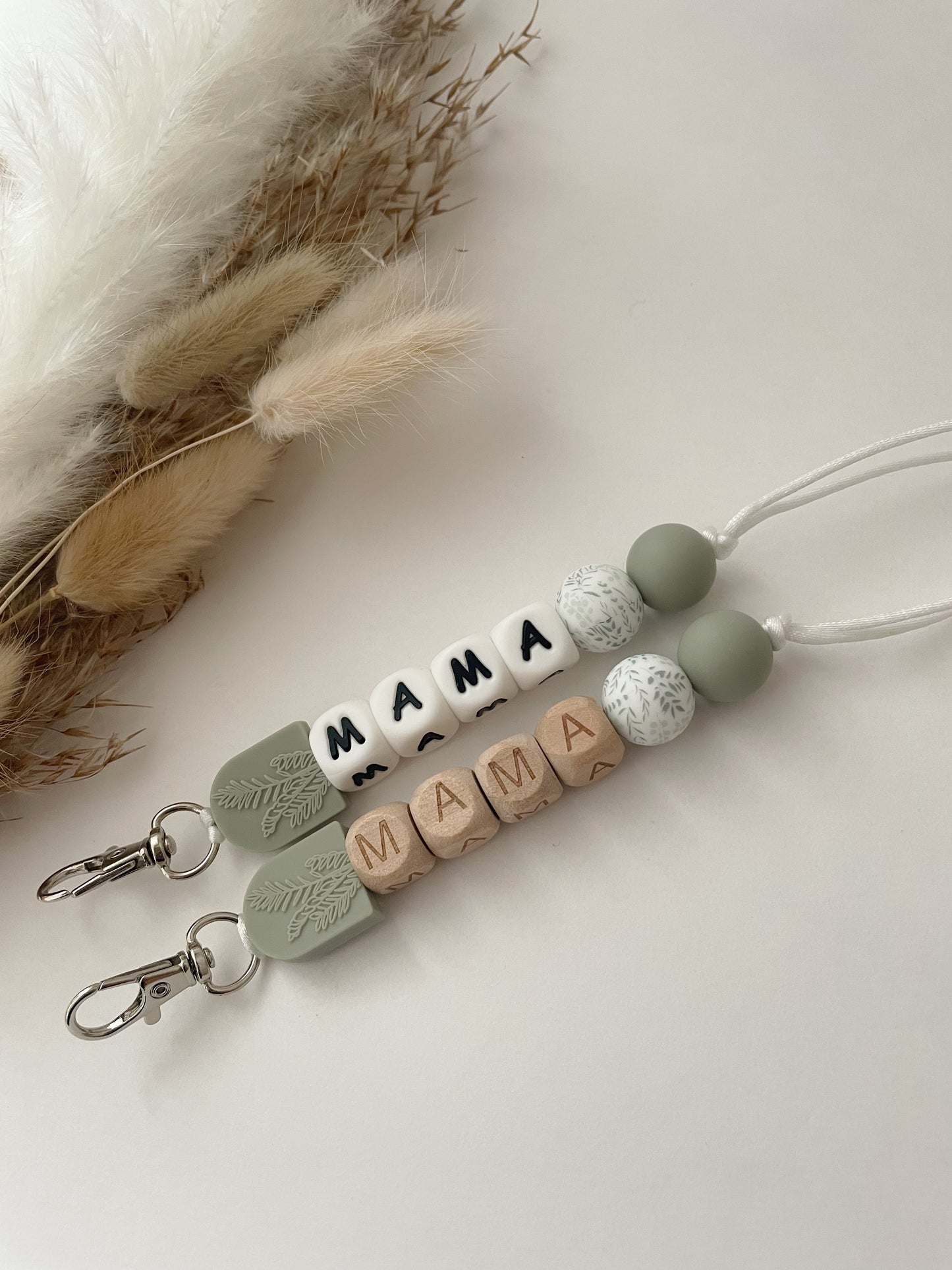 LAUREL GREEN ARCH MAMA // KEYCHAINS