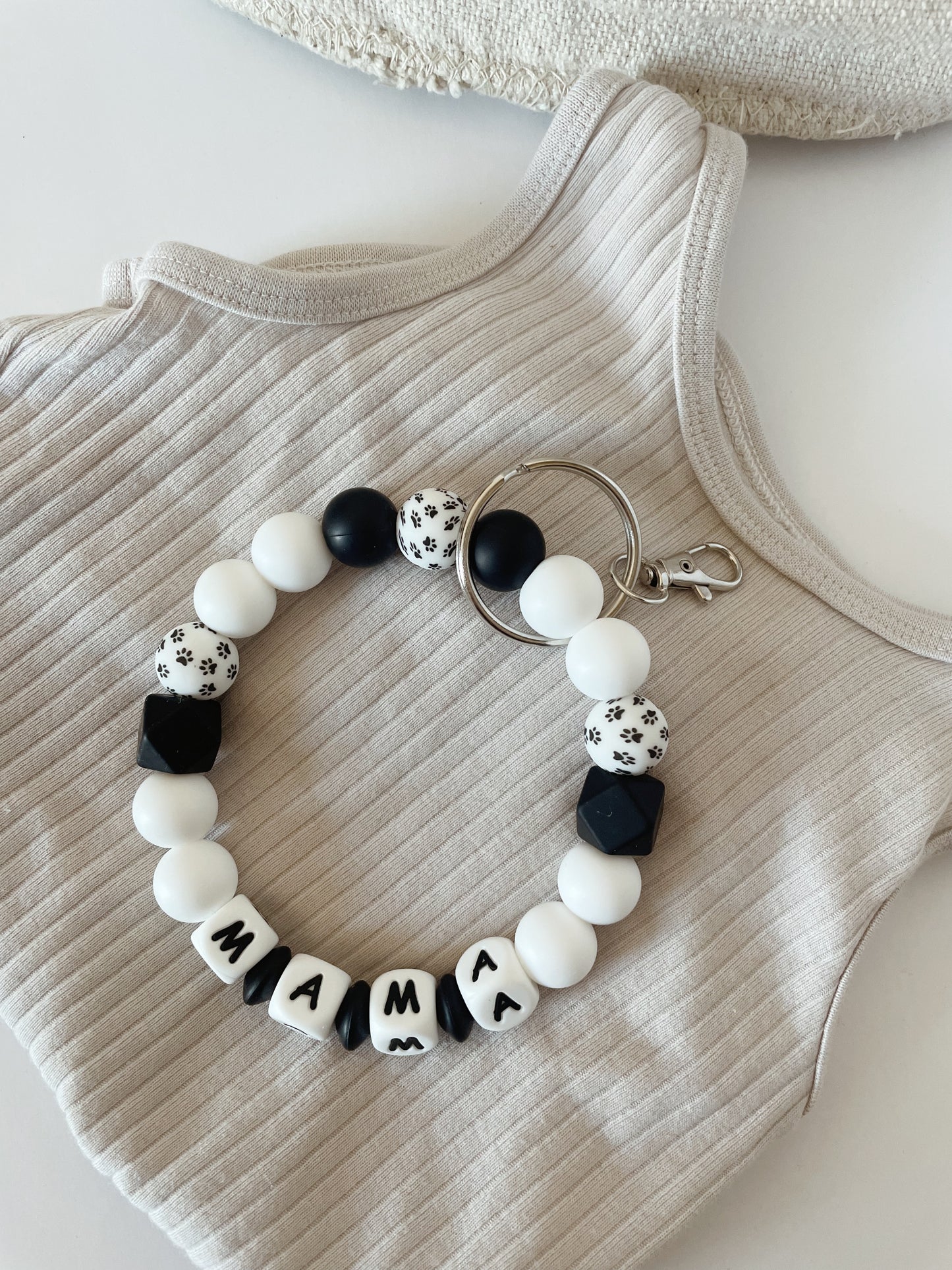 PAWPRINT MAMA // WRISTLETS