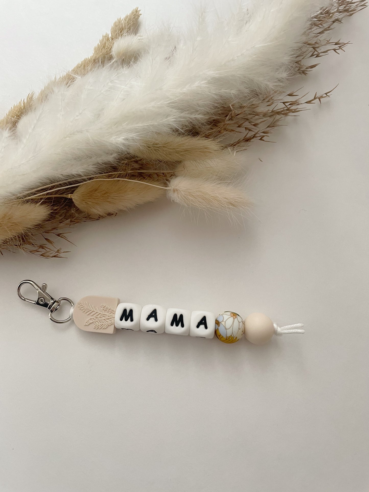 IVORY ARCH MAMA // KEYCHAINS